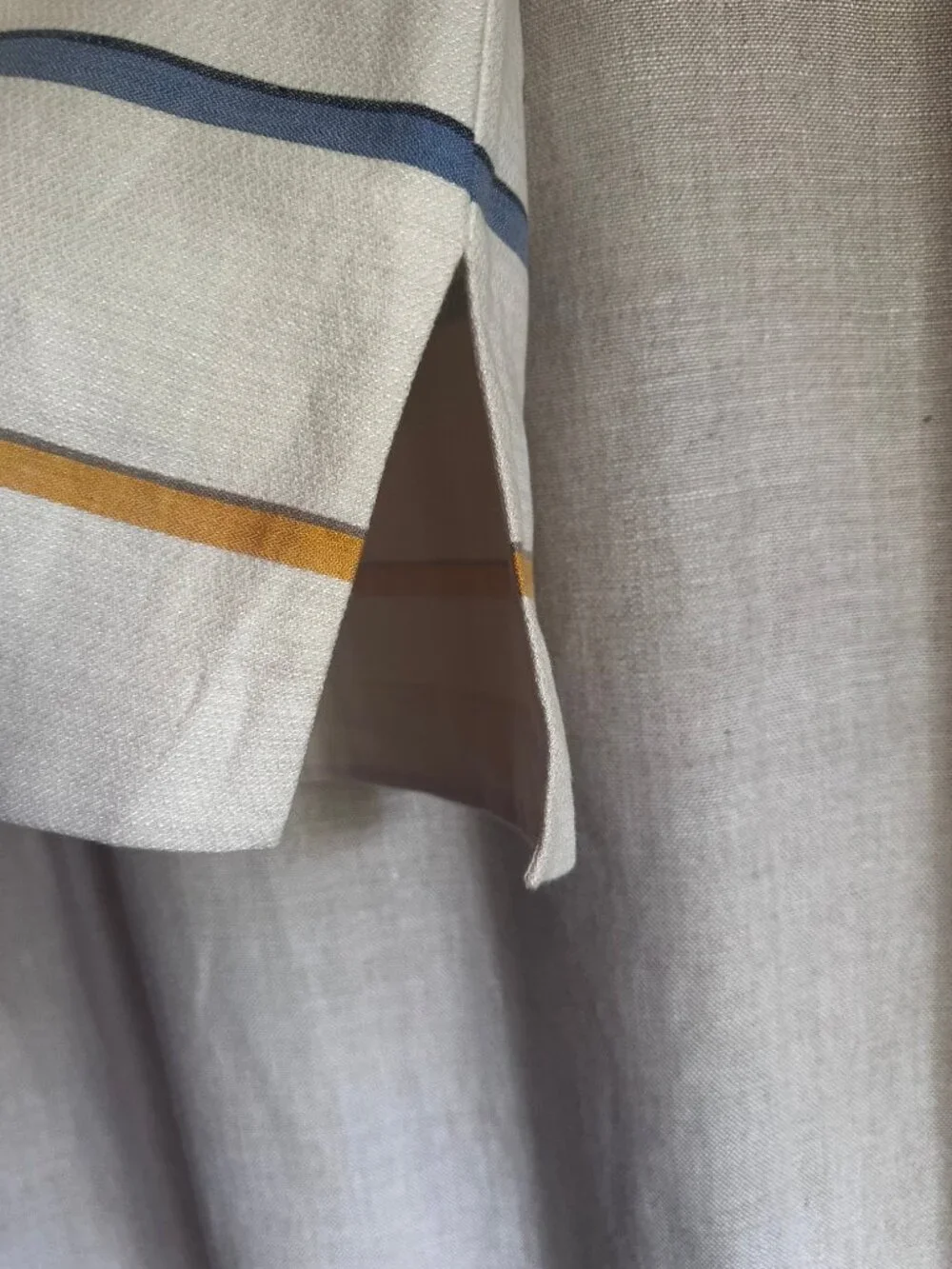 Stunning Tory Burch Linen Top